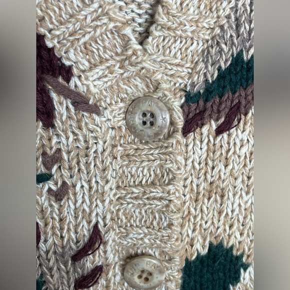 Vintage St. John’s Bay Holiday Sweater Vest Beige Knit Christmas Trees Fair Isle - Picture 5 of 9